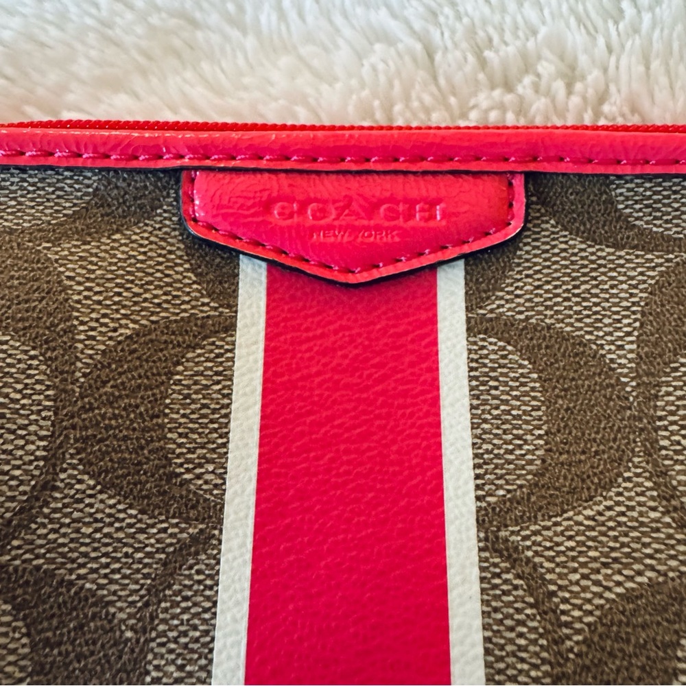 Coach Corner Zip Wristlet in Signature Canvas with Stripe - Picture 8 of 12